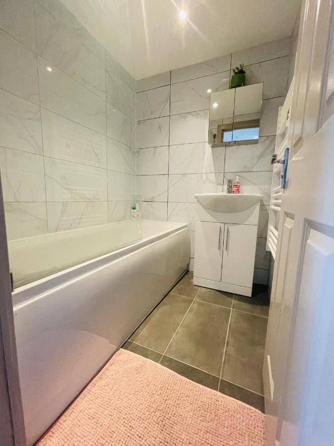 Lovely 1 Bedroom Apartment In London Luaran gambar