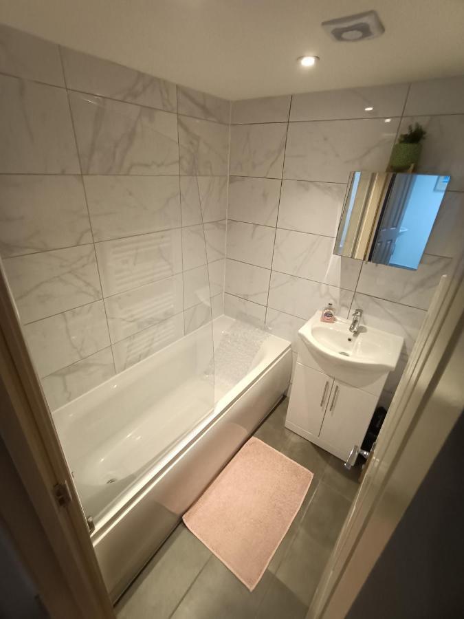 Lovely 1 Bedroom Apartment In London Luaran gambar